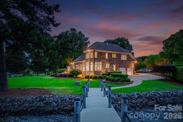 18212 Pompano Place, Cornelius, NC 28031