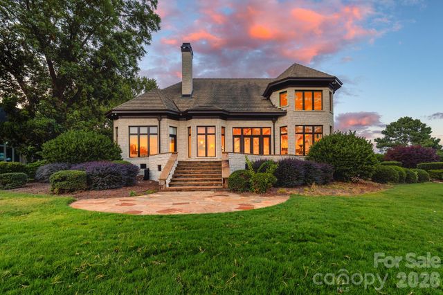 18212 Pompano Place, Cornelius, NC 28031