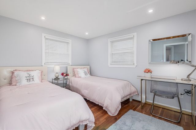 55 Summit St, Salem, MA 01970