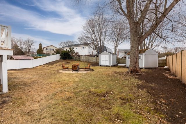 55 Summit St, Salem, MA 01970