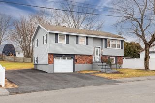 55 Summit St, Salem, MA 01970