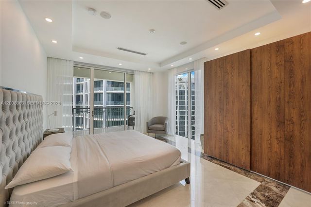 3400 SW 27th Ave 2202, Miami, FL 33133