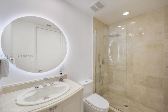 3400 SW 27th Ave 2202, Miami, FL 33133