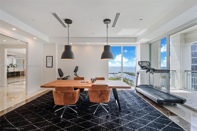 3400 SW 27th Ave 2202, Miami, FL 33133