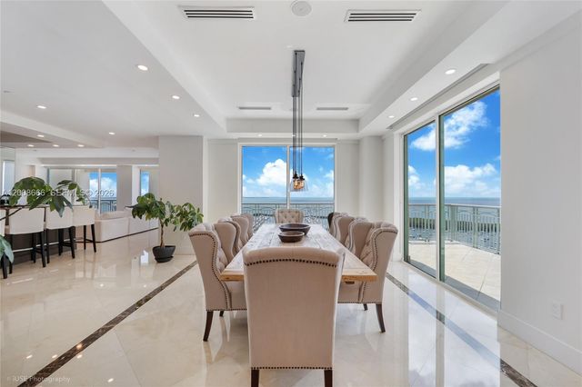 3400 SW 27th Ave 2202, Miami, FL 33133