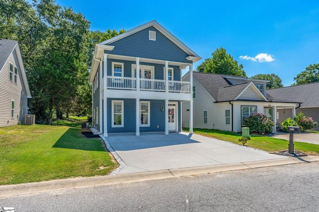 111 Crown Court, Williamston, SC 29697