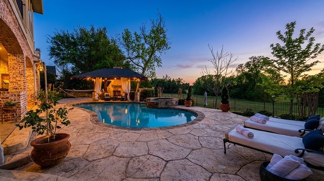 1919 Kings Pass, Heath, TX 75032