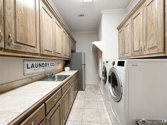 1919 Kings Pass, Heath, TX 75032