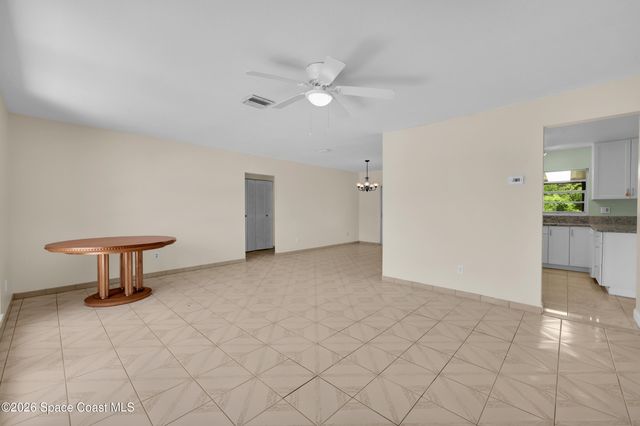 191 SW Ivanhoe Court, Port St. Lucie, FL 34983