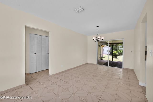 191 SW Ivanhoe Court, Port St. Lucie, FL 34983