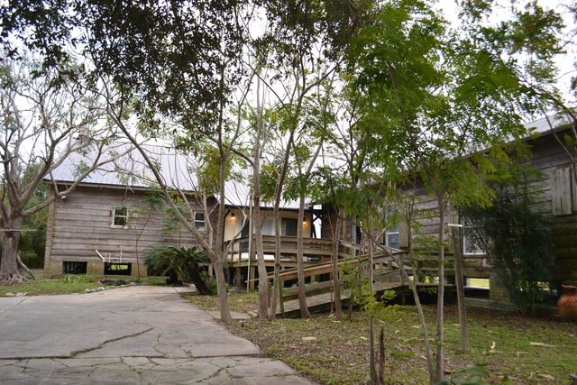 18076 La Hwy 3235, Galliano, LA 70354