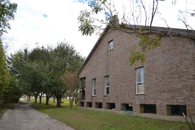 18076 La Hwy 3235, Galliano, LA 70354