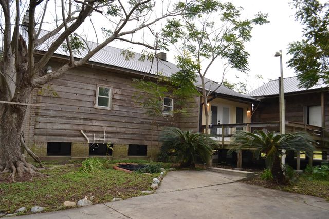 18076 La Hwy 3235, Galliano, LA 70354