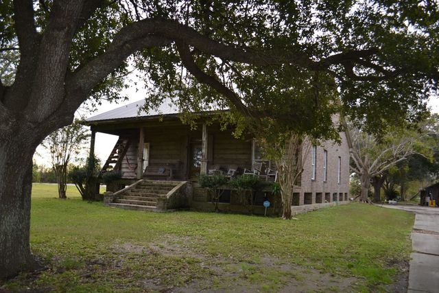 18076 La Hwy 3235, Galliano, LA 70354