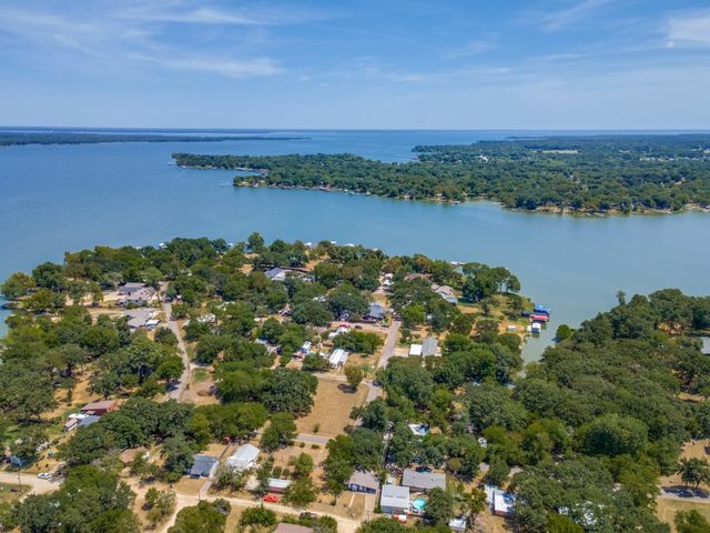 10174 Patton Drive, Quinlan, TX 75474