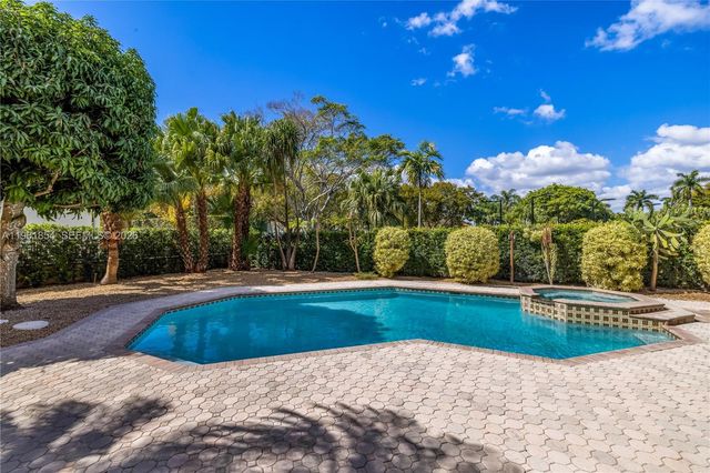 129 Gavilan Avenue, Coral Gables, FL 33143