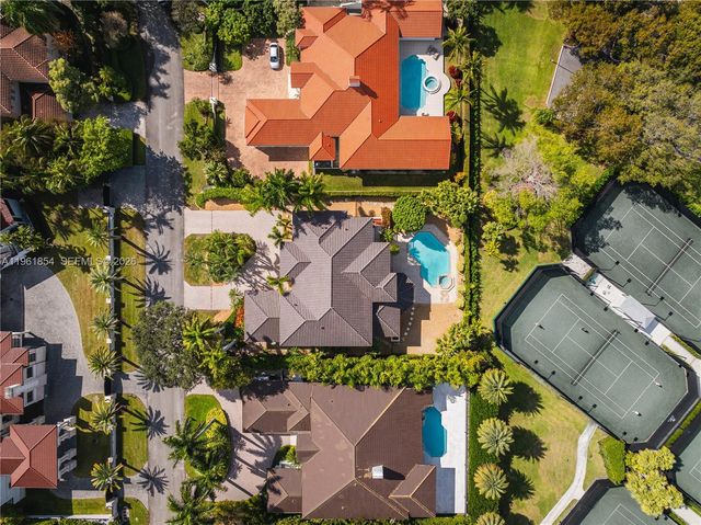 129 Gavilan Avenue, Coral Gables, FL 33143