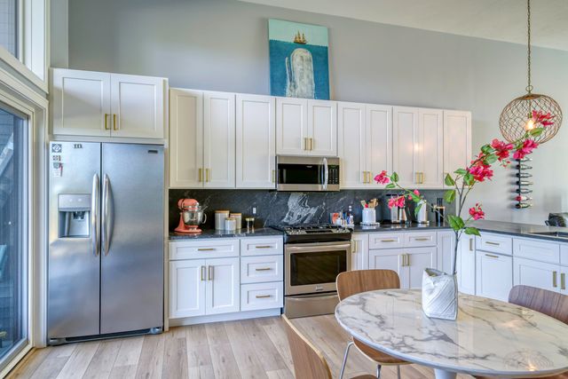 8900 Manhattan North, Long Lake Twp, MI 49684