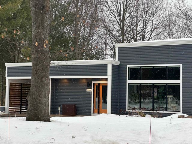 8900 Manhattan North, Long Lake Twp, MI 49684