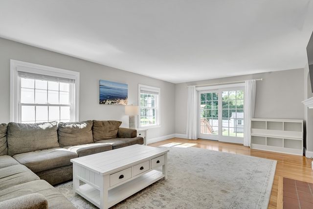 17 Ransom Road, Framingham, MA 01702