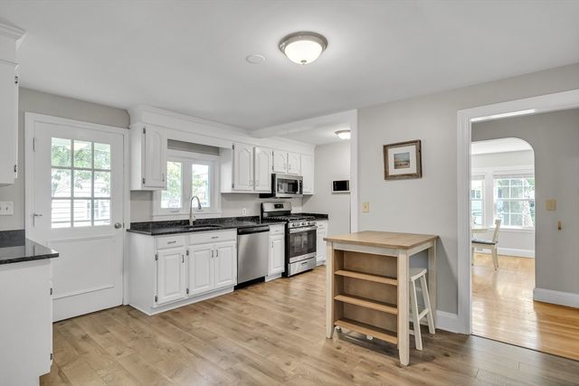 17 Ransom Road, Framingham, MA 01702