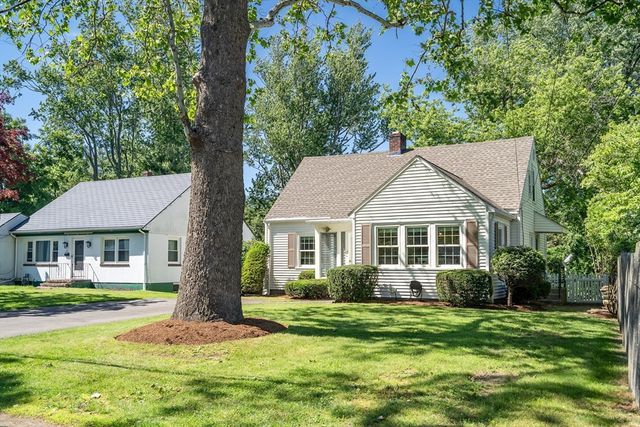 17 Ransom Road, Framingham, MA 01702