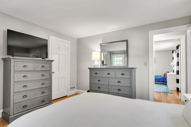 17 Ransom Road, Framingham, MA 01702