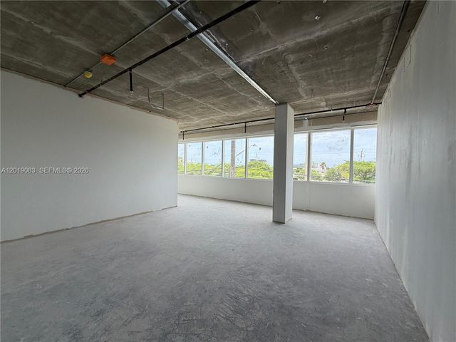 501 N Dixie Hwy 2004, Hallandale Beach, FL 33009