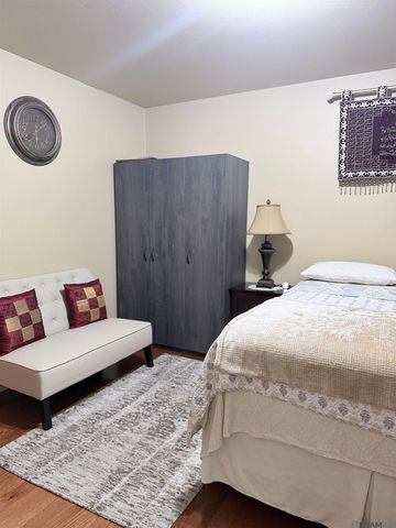 1311 Tara Blvd, Baton Rouge, LA 70806