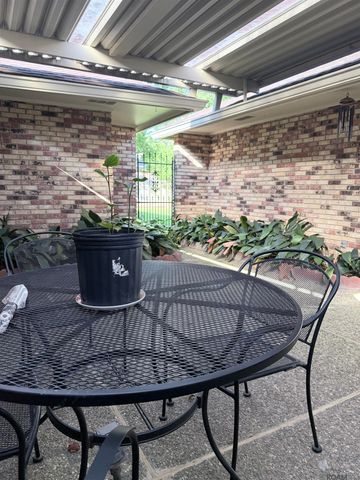 1311 Tara Blvd, Baton Rouge, LA 70806