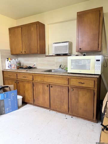 1311 Tara Blvd, Baton Rouge, LA 70806