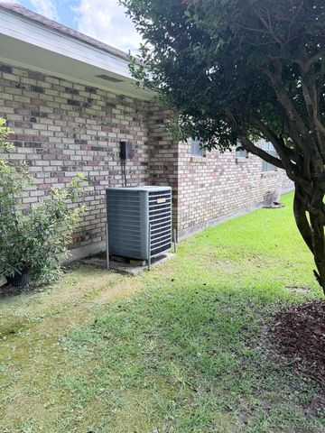 1311 Tara Blvd, Baton Rouge, LA 70806