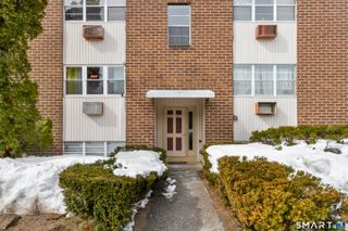 27 Belair Drive 27, New Milford, CT 06776