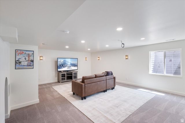 282 N STARBOARD DR, Saratoga Springs, UT 84045