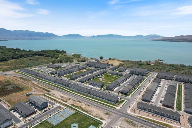 282 N STARBOARD DR, Saratoga Springs, UT 84045