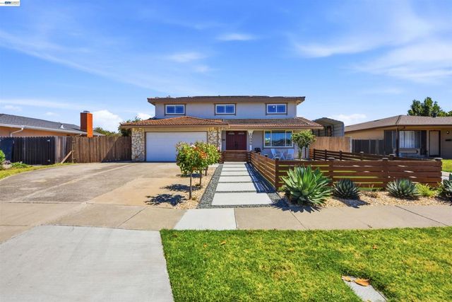 37896 Manzanita St, Newark, CA 94560