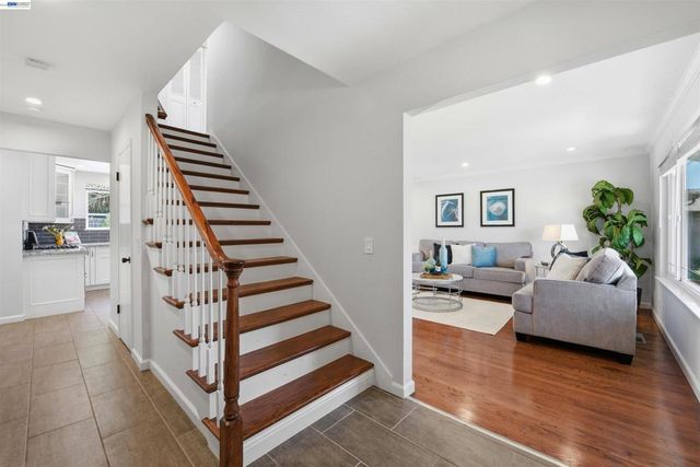 37896 Manzanita St, Newark, CA 94560