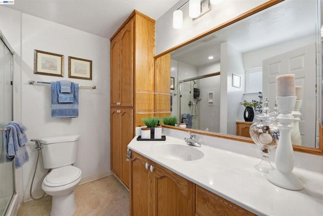 37896 Manzanita St, Newark, CA 94560