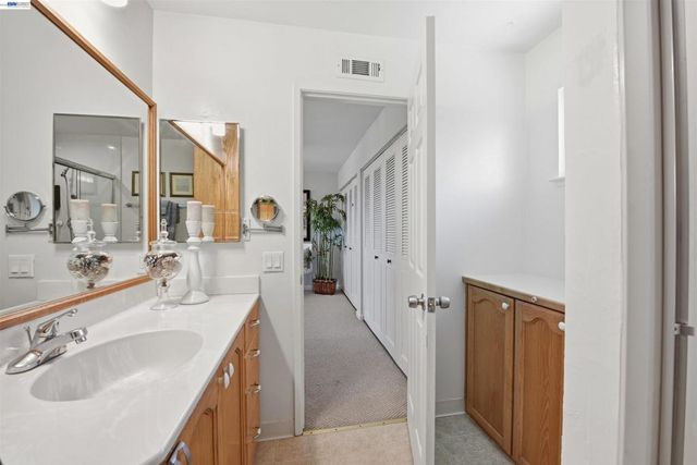 37896 Manzanita St, Newark, CA 94560