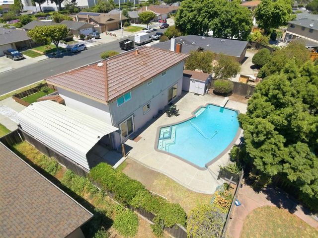 37896 Manzanita St, Newark, CA 94560