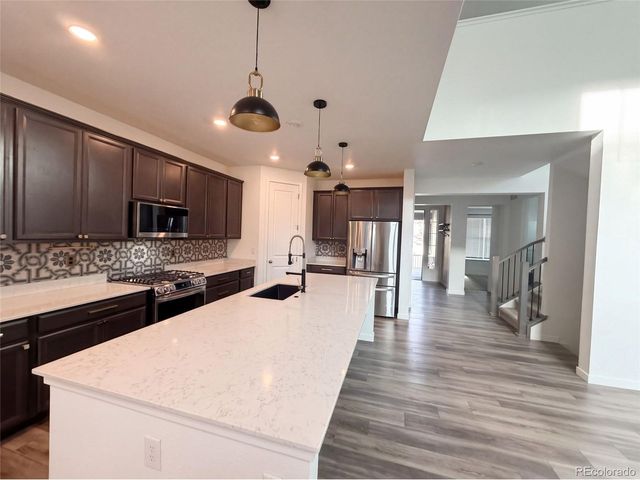593 Columbia St, Johnstown, CO 80534