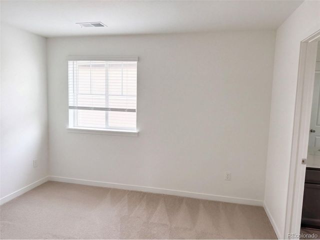 593 Columbia St, Johnstown, CO 80534
