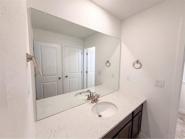 593 Columbia St, Johnstown, CO 80534