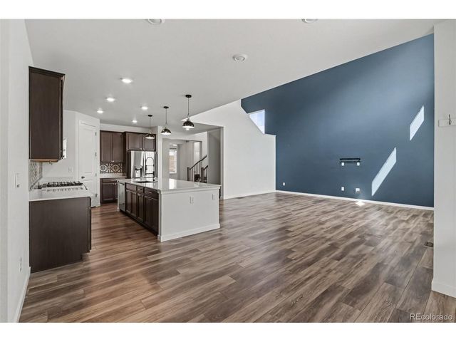 593 Columbia St, Johnstown, CO 80534