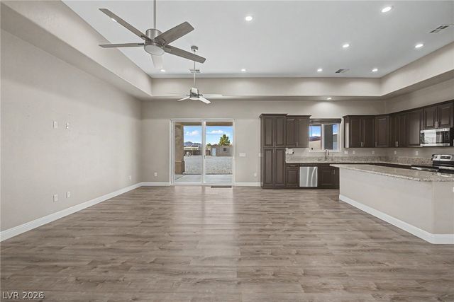 1360 Labrador Street, Pahrump, NV 89048