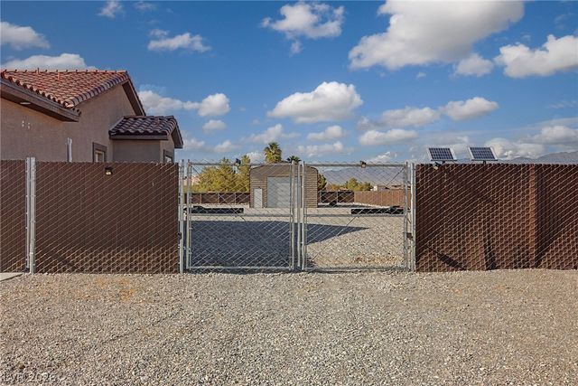 1360 Labrador Street, Pahrump, NV 89048