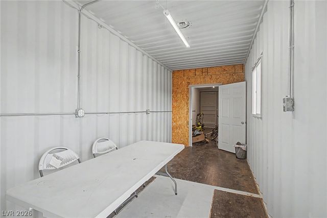 1360 Labrador Street, Pahrump, NV 89048