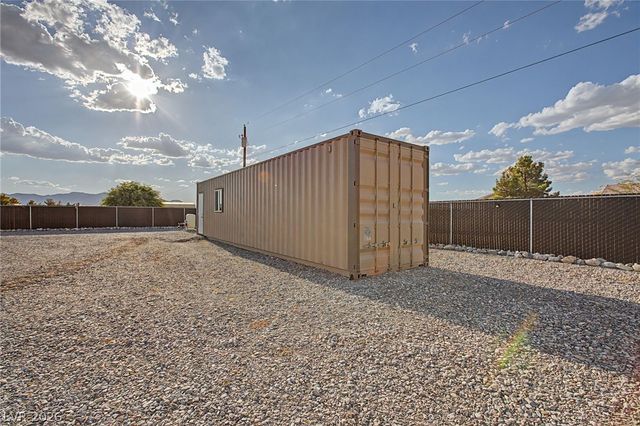 1360 Labrador Street, Pahrump, NV 89048