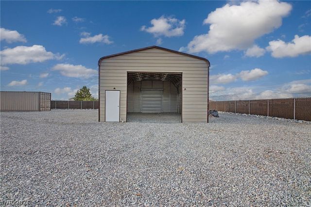 1360 Labrador Street, Pahrump, NV 89048