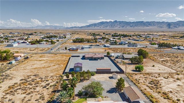 1360 Labrador Street, Pahrump, NV 89048